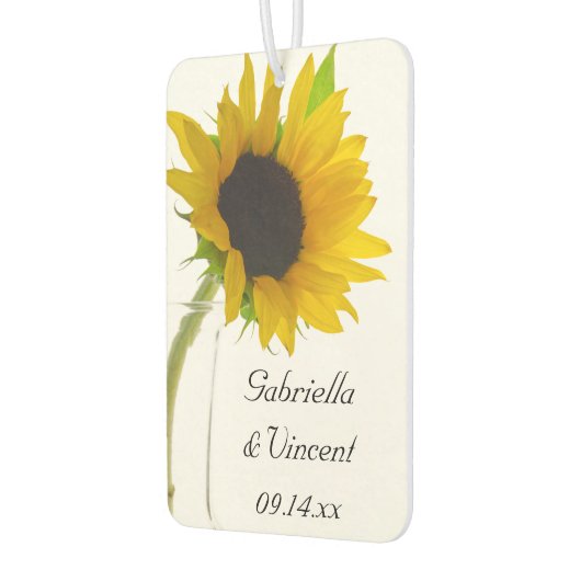 イエローサンフラワーオンホワイト結婚式の引き出物 カーエアーフレッシュナー (左)