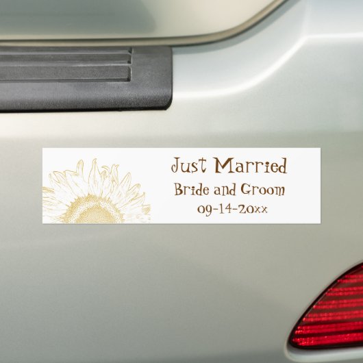 イエローサンフラワーグラフィックたった今結婚しました バンパーステッカー (車上)