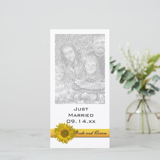 イエローサンフラワーストライプたった今結婚しましたフォトカード 案内状 (スタンド正面)