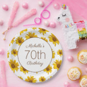 イエローサンフラワーズホワイト70誕生日 ペーパープレート (パーティー)