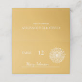 イエローサンフラワーミニマル結婚リスト プレイスカード (外部開封)