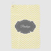 イエローシェブロンパーソナライズされたゴルフタオル ゴルフタオル (正面)