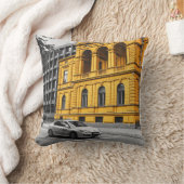 イエローシティ建物ミニマリスト写真 クッション (ブランケット)