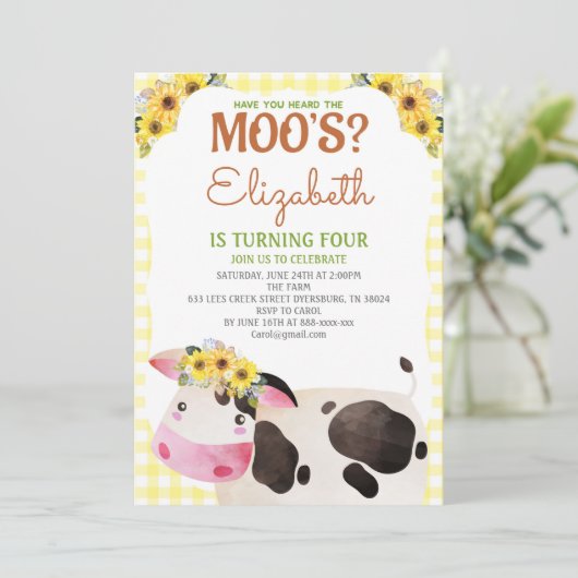 イエロージンガム牛誕生日ファームアニマルズ納屋周囲の庭 招待状 (スタンド正面)