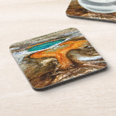 イエローストーンの上昇温暖気流のプール コースター (左側)