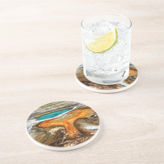 イエローストーンの上昇温暖気流のプール コースター (側面)