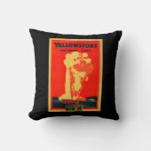 イエローストーンの古く忠実な広告ポスター クッション (正面)