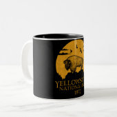 イエローストーンナショナルパークウサヴィンテージレトロビソン ツートーンマグカップ (正面左)