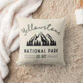 イエローストーン国立公園ハイキングキャンプ クッション (ブランケット)