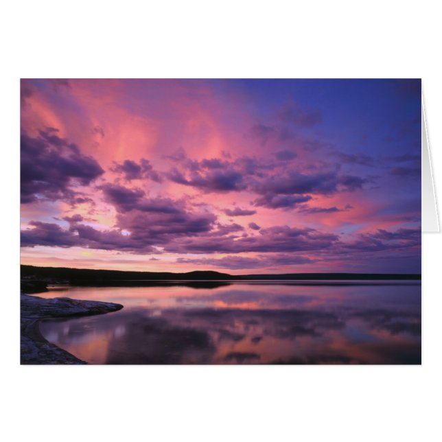 イエローストーン国立公園ワイオミング州米国 (正面横)