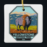 イエローストーン国立公園北アメリカンバイソン セラミックオーナメント<br><div class="desc">イエローストーンベクトルデザイン。公園はドラマチックな峡谷、高山の川、緑豊かな森、暑い春、そして最も有名なオールド忠実を含む急いで間欠泉を備えている。</div>