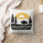 イエローストーン国立公園枕 クッション (ブランケット)