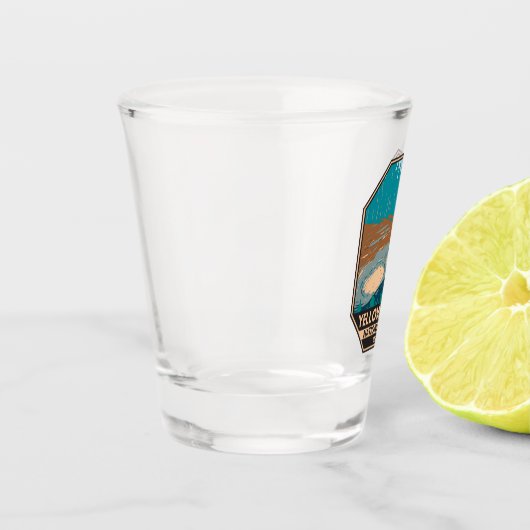 イエローストーン国立公園泥火山ヴィンテージ ショットグラス (左)