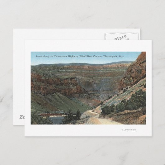 イエローストーン、WY -イエローストーン高速道路と風 ポストカード (正面/裏面)