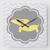 イエローダックスシャンドドキシーウィーナードッグウォールクロック スクエア壁時計 (正面)