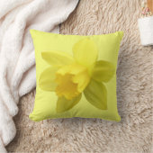 イエローダフォディル開花フローラ クッション (ブランケット)