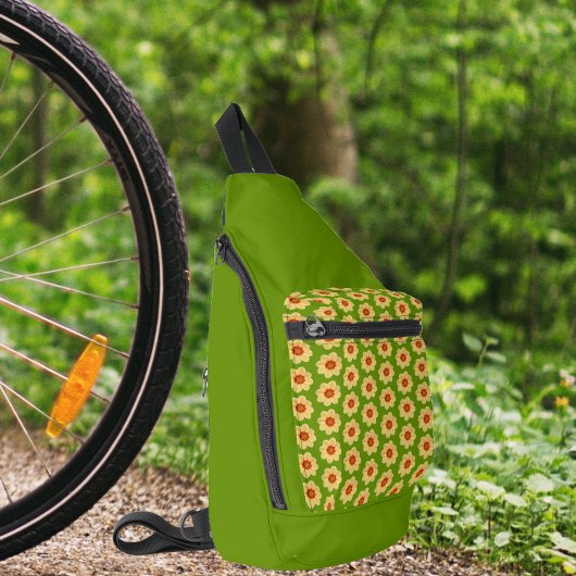 イエローダリアフローラルパターンオングリーン スリングバッグ