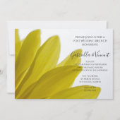 イエローデイジーの花の花びらを使った結婚式後のブランチの招待状 招待状 (正面)