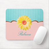 イエローデイジーオンピンク&ティール(緑がかった色) パーソナライズされた マウスパッド (マウス)