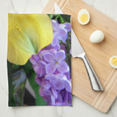 イエローデイリリー&パープル薄紫花 キッチンタオル (四つ折り)