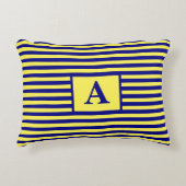 イエローネイビーブルー航海のモノグラストライプムかわいい アクセントクッション (正面)