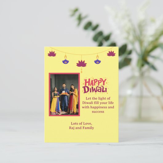 イエローハッピーディワリと家族の写真 シーズンカード (スタンド正面)