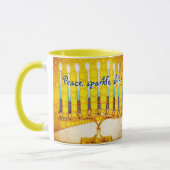 イエローハヌカー(ユダヤ教)メノラーピーススパークルシャインスクリプト マグカップ (左)