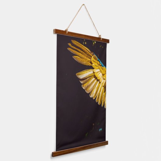 イエローバードワイルドライフかわいらしマコー 吊り下げ型タペストリー (傾斜あり)