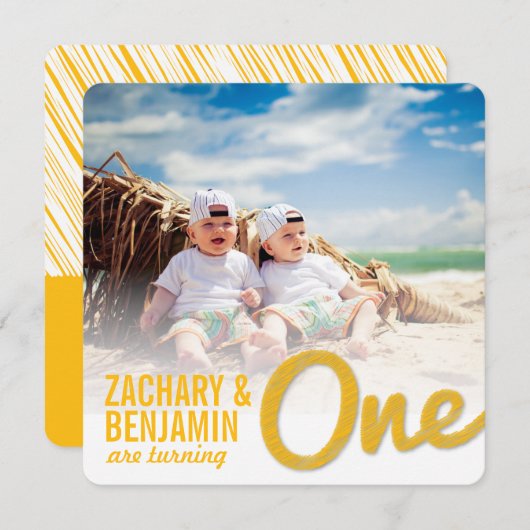 イエロービッグスケッチワンツインベビー第1誕生日パーティー 招待状 (正面/裏面)