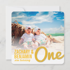 イエロービッグスケッチワンツインベビー第1誕生日パーティー 招待状