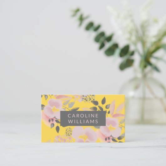 イエローピンクとグレーのフローラトレンドセッター 名刺 (スタンド正面)