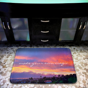 イエローピンクブルーサンセット独自の魔法スクリプトを作成 バスマット