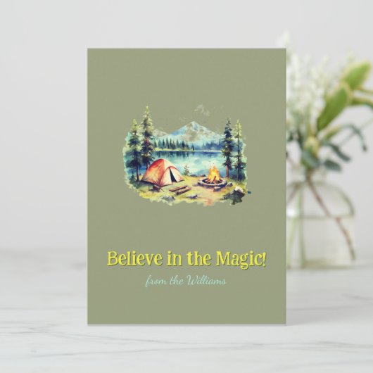 イエローフォントマウンテンクリスマスホリデーキャンプレイク シーズンカード (スタンド正面)