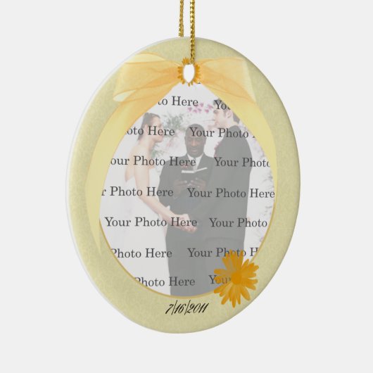 イエローフラワーラウンドフォトオーナメント セラミックオーナメント (右)