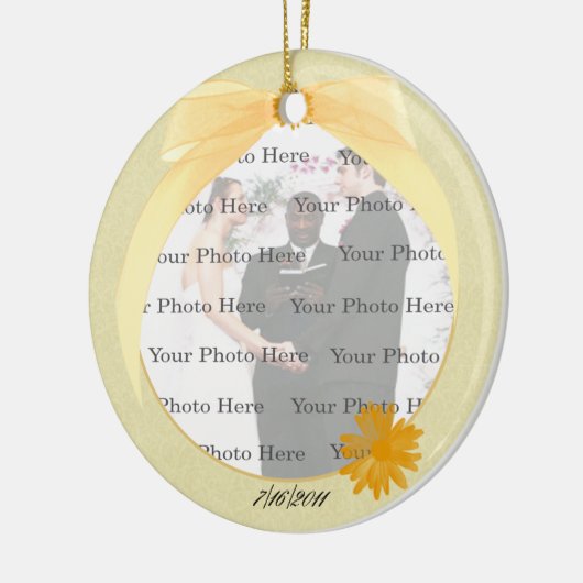 イエローフラワーラウンドフォトオーナメント セラミックオーナメント (左)