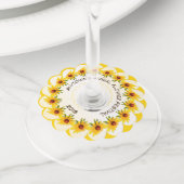 イエローブラックアイドスーザン花の写真サークル ワイングラスタグ (クローズアップ)