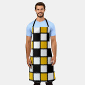 イエローブラックプレイド エプロン (着用した状態)