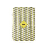 イエローブラック&ホワイトシェブロンカスタムモノグラム バスマット (正面縦)