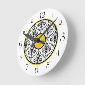 イエローブラック&ホワイトダマスクエレガントラウンドクロック ラウンド壁時計 (傾斜)