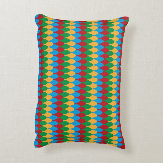イエローブルーグリーンとレッドジオメトリックスキャロップ アクセントクッション (裏面(縦))