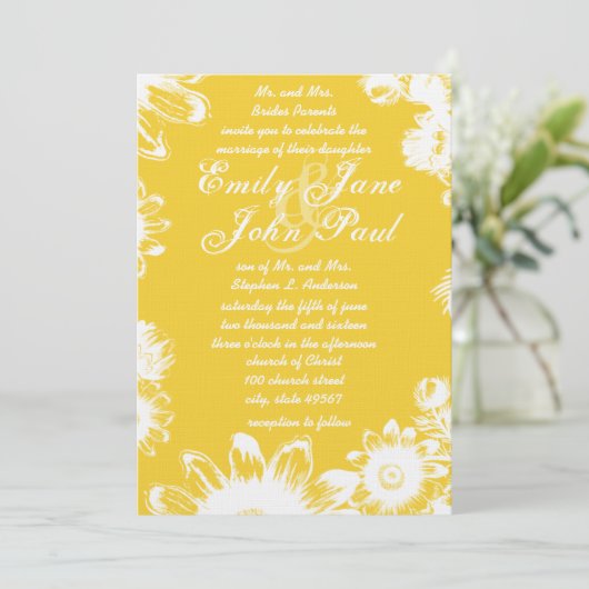 イエローベージュのビンテージフラワーウェディング 招待状 (スタンド正面)