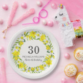 イエローホワイトダッフォディルリース30歳の誕生日 ペーパープレート (パーティー)