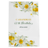 イエローホワイトダフォディル素朴フローラ誕生日 ミディアムペーパーバッグ (裏面)