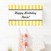 イエローホワイト誕生日バナストライプー 横断幕 (インサイチュ)
