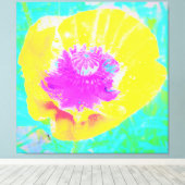 イエローポピーとホットピンクセンターターコイズ キャンバスプリント (インサイチュ (ウッドフロア))