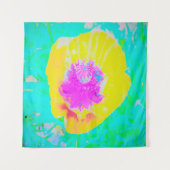 イエローポピーとホットピンクセンターターコイズ タペストリー (正面)