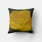 イエローポピーアラスカンワイルドフラワーフローラ クッション (裏面)