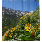 イエローマウンテンワイルドフラワーファインアートシャワーカーテン シャワーカーテン (正面)