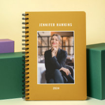 イエローマスタードモダンウィークリービジネスの写真