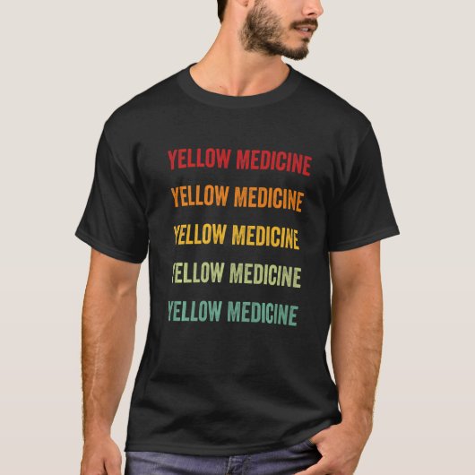 イエローメディシンカントリーミネソタレインボー文字 Tシャツ (正面)